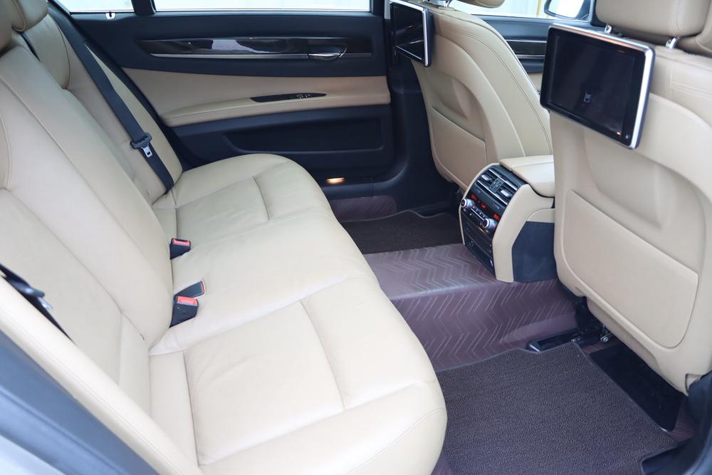 BMW 7 Series 2013 730Li Advantage – фото 20