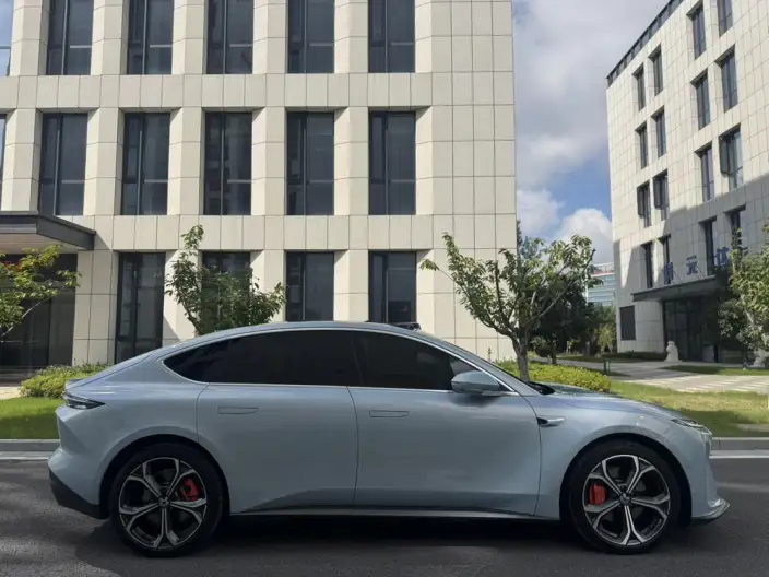 NIO ET5 2022 Model 75kWh – фото 8