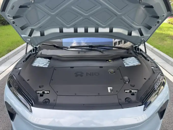 NIO ET5 2022 Model 75kWh – фото 9