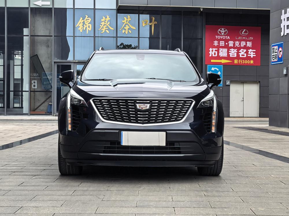 Cadillac XT4 2021 28T FWD Technology – фото 2