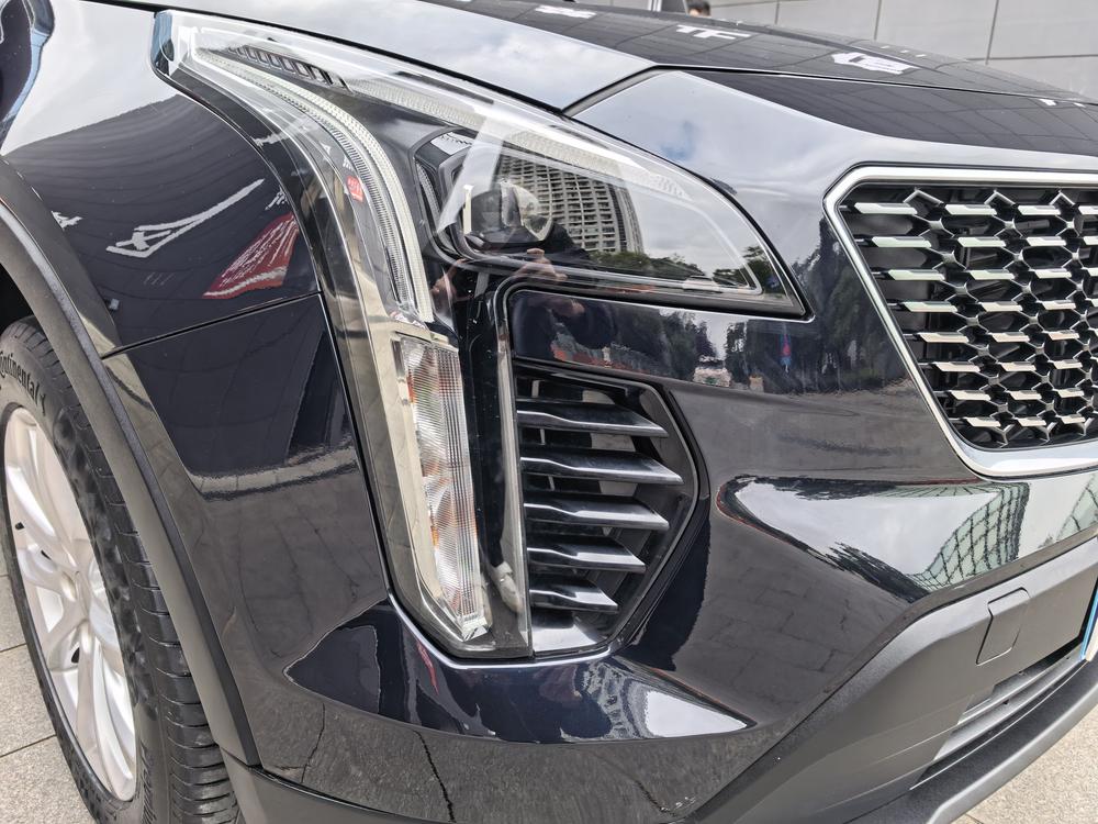 Cadillac XT4 2021 28T FWD Technology – фото 15