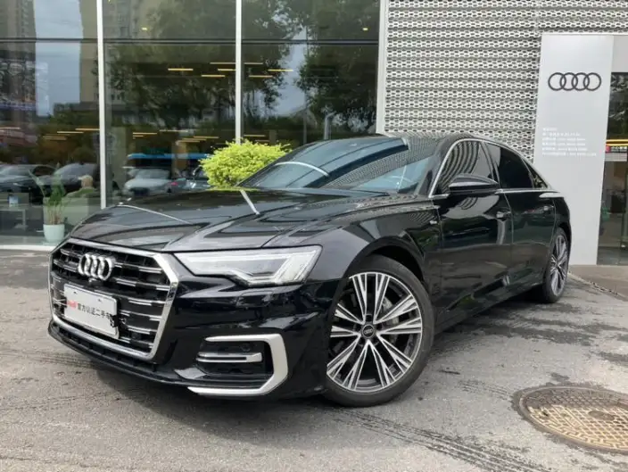 Audi A6L 2024 Model 45 TFSI quattro Exclusive Dynamic Model – фото 1