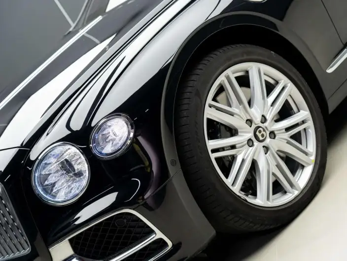 Continental Flying Spur 2024 Model 4.0T V8 Standard Edition – фото 6