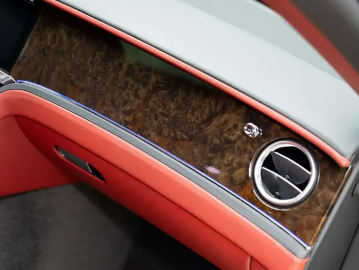 Continental Flying Spur 2024 Model 4.0T V8 Standard Edition – фото 10