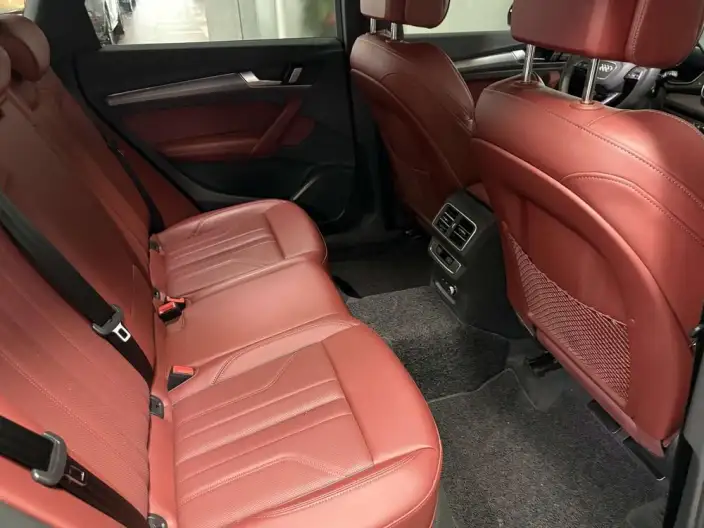 Audi Q5L 2026 Model quattro 45th Anniversary Collector Edition Edition 40TFSI Luxury Dynamic Model – фото 9
