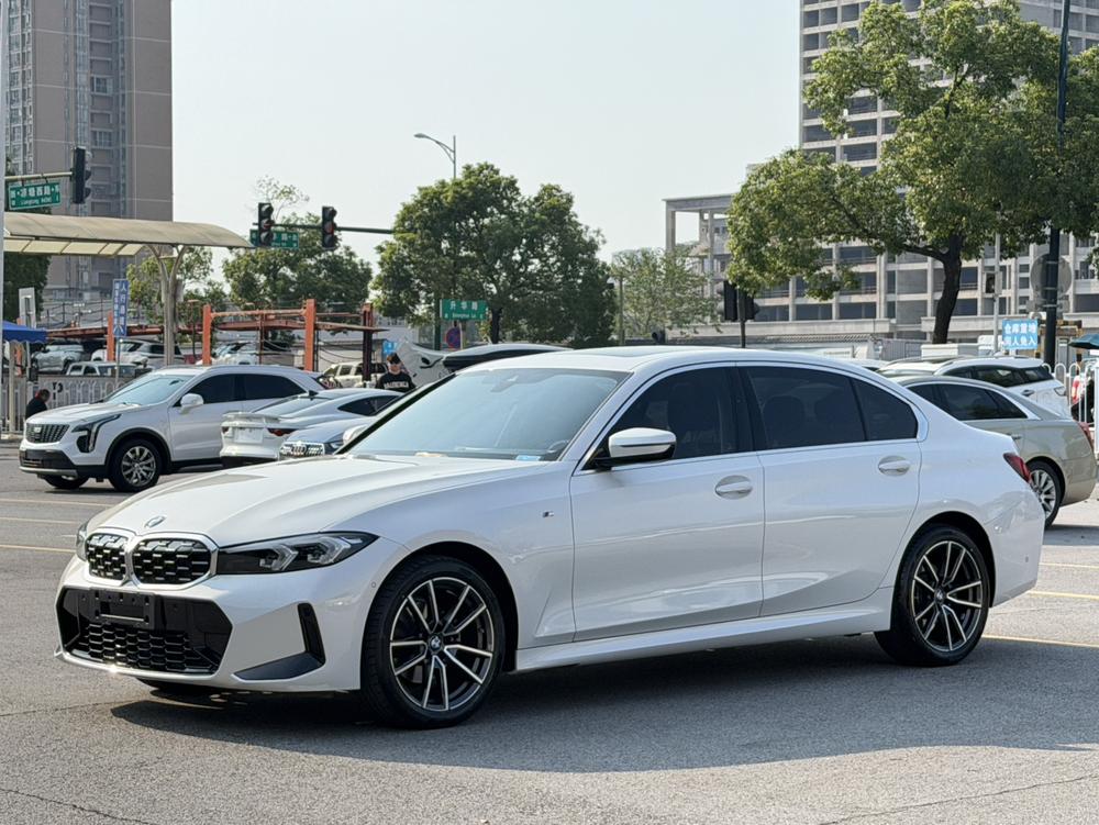 BMW 3 Series 2023 325Li M Sport Package – фото 1