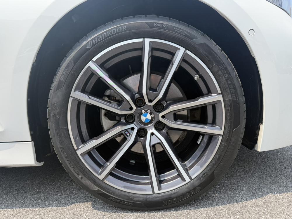 BMW 3 Series 2023 325Li M Sport Package – фото 10