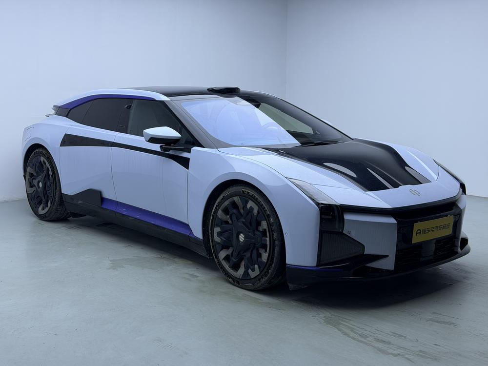 HiPhi Z Раздел 2023 4 seat Edition
