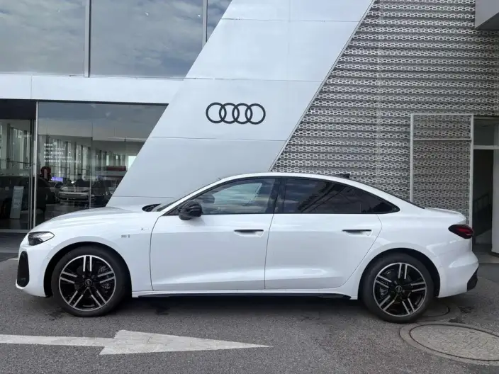 Audi A5 L 2026 Model 2.0T Sports Edition Plus – фото 4