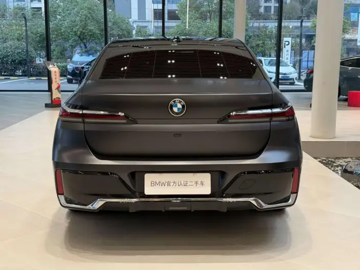 BMW 7 Series 2023 Model 740Li Exclusive Model Luxury Set – фото 5