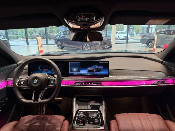 BMW 7 Series 2023 Model 740Li Exclusive Model Luxury Set – фото 9