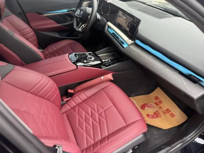 BMW 5 Series 2025 Model Facelift 530Li Exclusive Model M Sports Set – фото 7