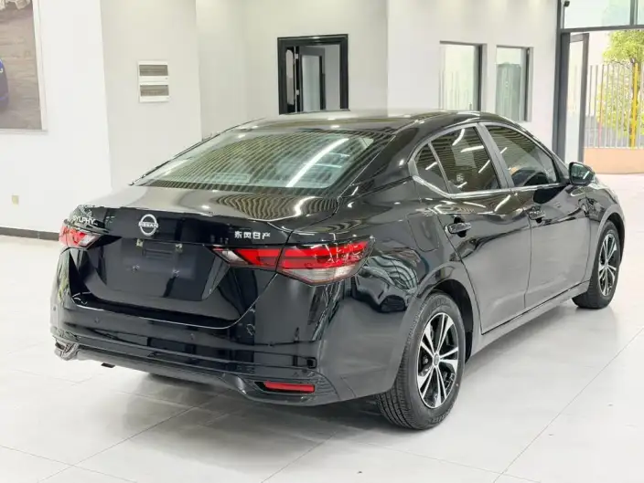 Nissan Sylphy 2023 Model 1.6L CVT Yuexiang Edition – фото 5