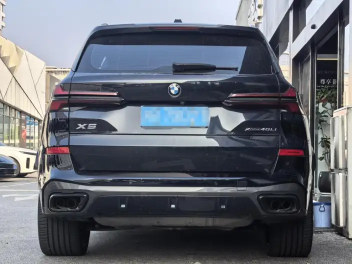 BMW X5 2023 Model xDrive40Li M Sports Set – фото 5