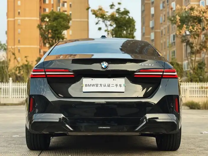 BMW 5 Series 2026 Model 530Li Leading Model M Sports Set – фото 5