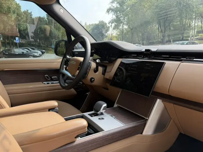 Range Rover 2024 Model 3.0 L6 400PS Shengshi Extended Edition 7 seat – фото 9