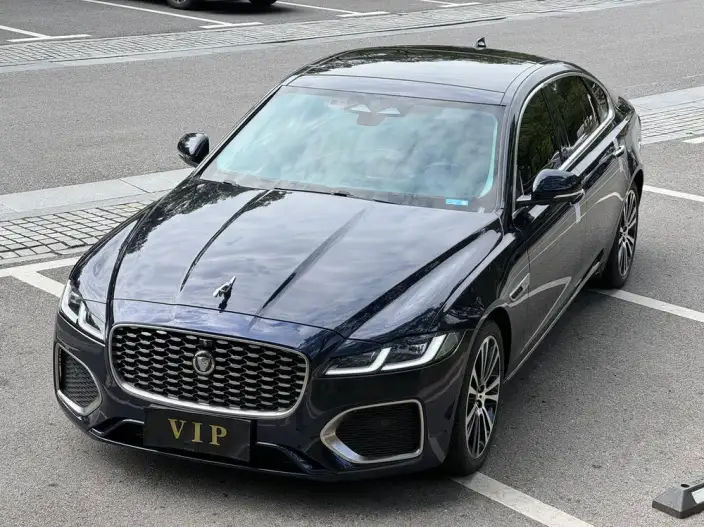 Jaguar XFL 2022 Model 2.0T P250 2WD Exclusive Deluxe Edition