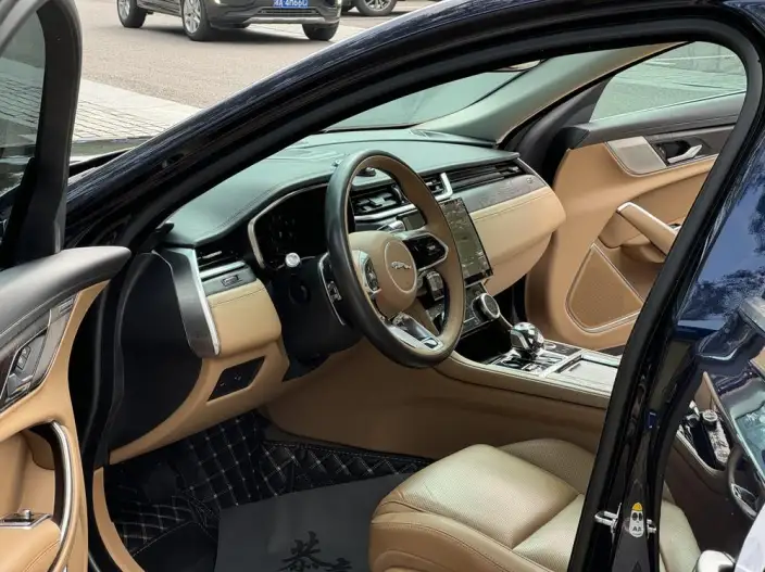 Jaguar XFL 2022 Model 2.0T P250 2WD Exclusive Deluxe Edition – фото 9