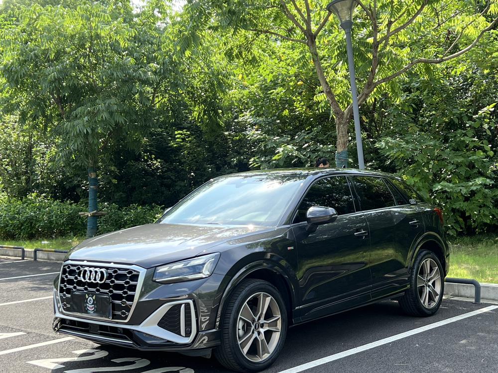 Audi Q2L 2022 35 TFSI Style Dynamic – фото 1