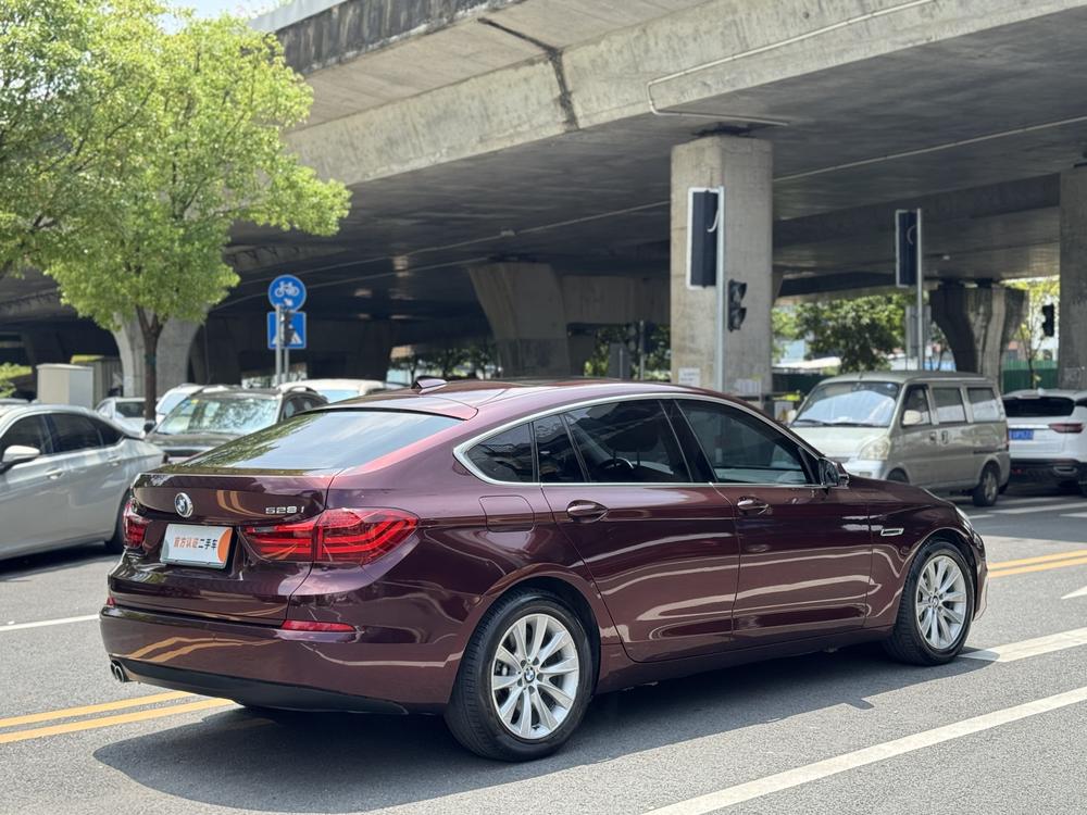 BMW 5 Series Gran Turismo 2015 модификация 528i Leading – фото 6