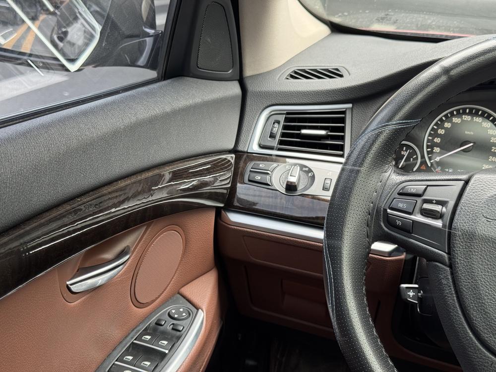 BMW 5 Series Gran Turismo 2015 модификация 528i Leading – фото 9
