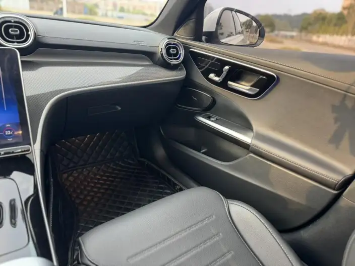 Mercedes-Benz C-Class 2024 Model Facelift C 260 L Sports Edition – фото 8
