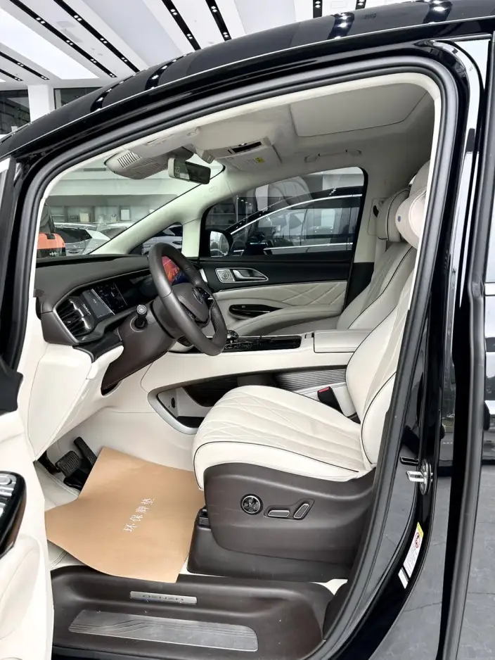 DENZA D9 DM 2024 Model 980 4WD Flagship Model – фото 10