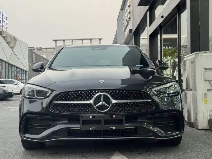 Mercedes-Benz C-Class 2022 Model C 200 L Sports Edition – фото 2