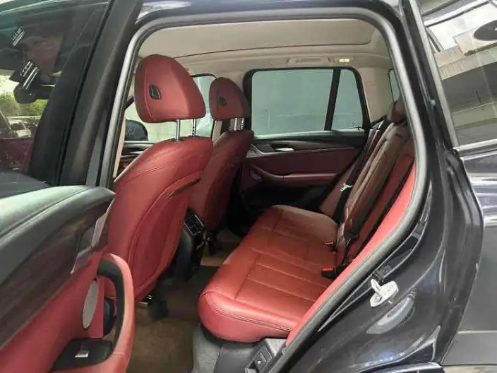 BMW X3 2022 Model xDrive30i Exclusive Model M Night Set – фото 9
