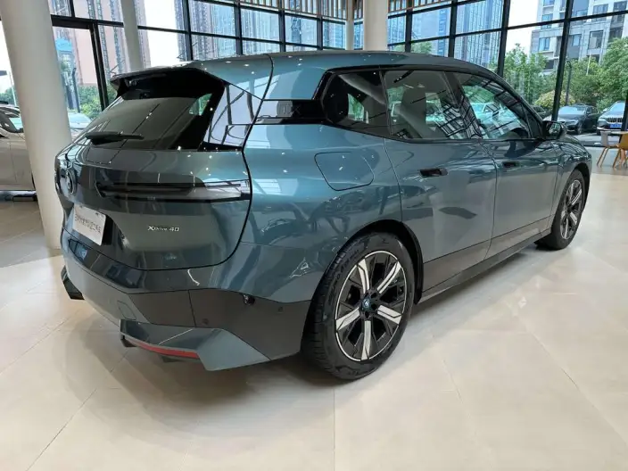BMW iX 2022 Model xDrive40 – фото 6