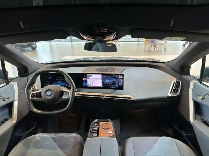 BMW iX 2022 Model xDrive40 – фото 10