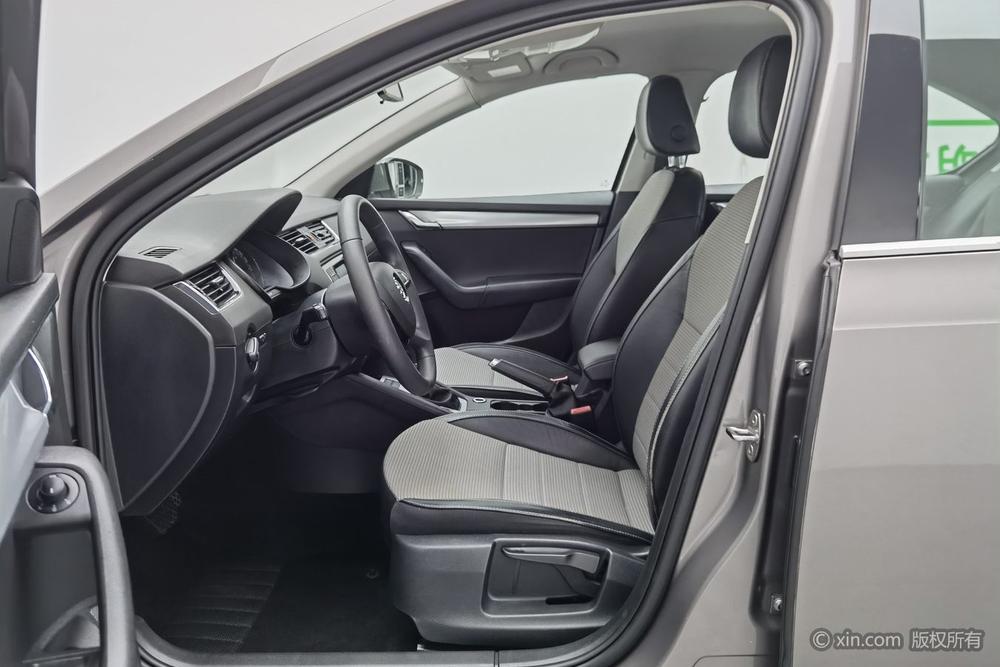 Skoda Octavia 2016 модификация 1.6L автоматическое Chuangxing Edition – фото 24