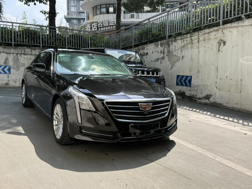 Cadillac CT6 2017 28T Fashion – фото 2