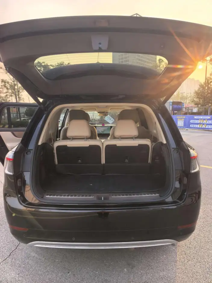 Aito M9 2024 Model EV Ultra VI seat Edition – фото 9