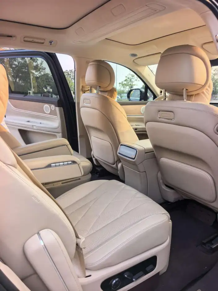 Aito M9 2024 Model EV Ultra VI seat Edition – фото 10
