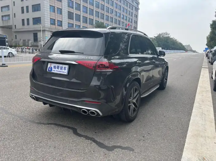Mercedes-Benz GLE AMG 2023 Model AMG GLE 53 4MATIC+ – фото 2
