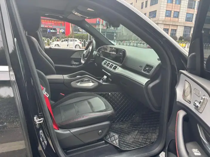 Mercedes-Benz GLE AMG 2023 Model AMG GLE 53 4MATIC+ – фото 6