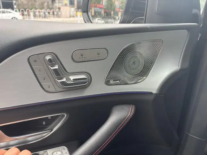 Mercedes-Benz GLE AMG 2023 Model AMG GLE 53 4MATIC+ – фото 8