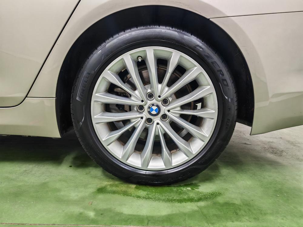 BMW 5 Series PHEV 2020 Range Extended 530Le Luxury Package – фото 9