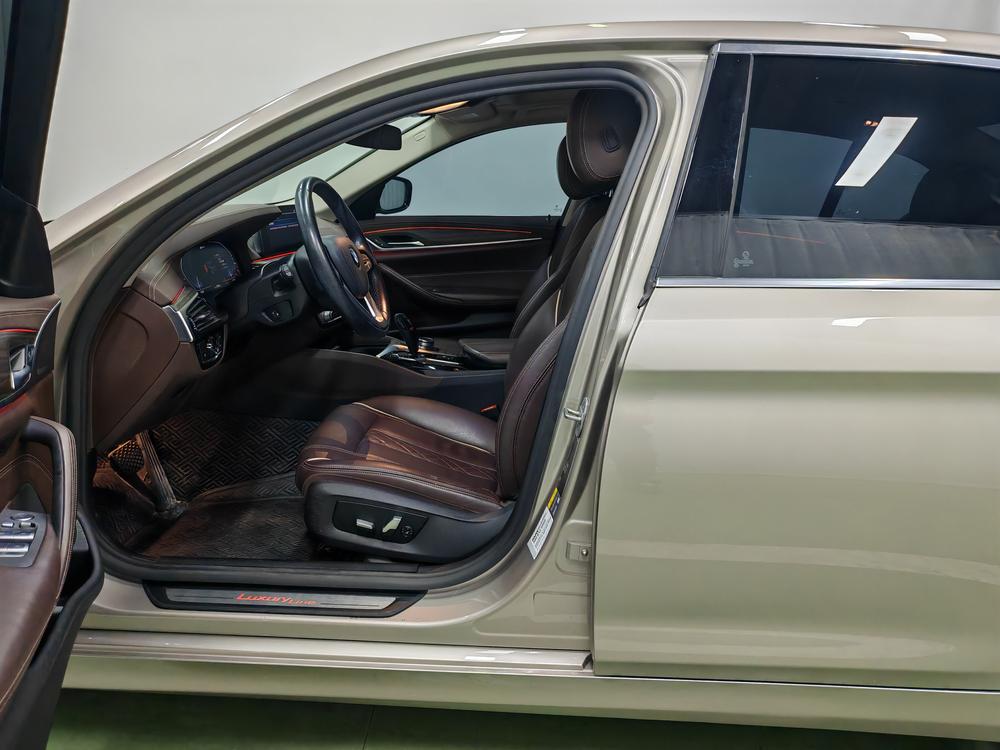 BMW 5 Series PHEV 2020 Range Extended 530Le Luxury Package – фото 17
