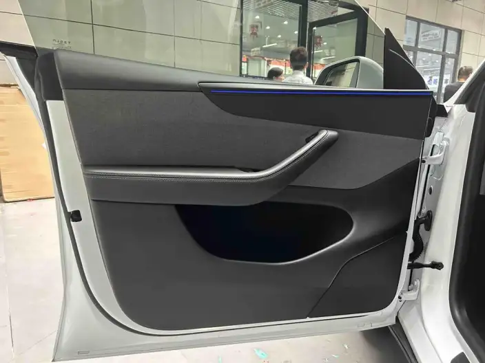 Model Y 2025 Model Rear-wheel drive version – фото 9