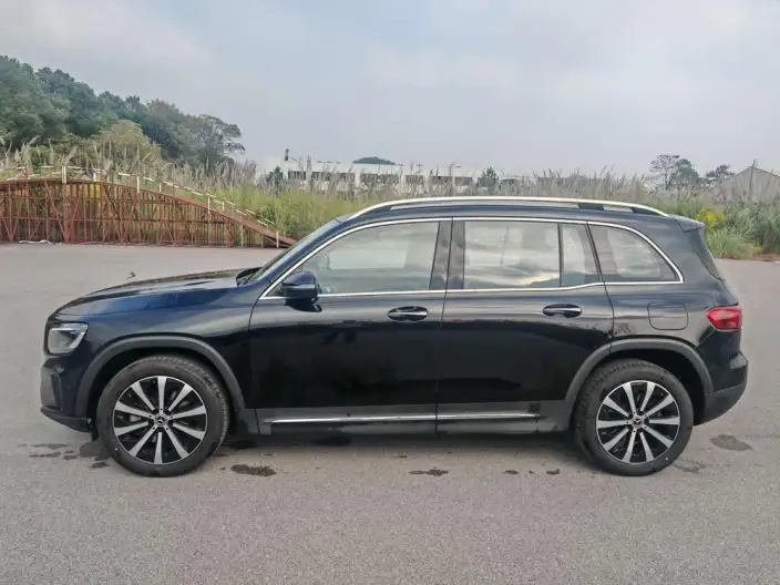 Mercedes-Benz GLB 2025 Model GLB 220 Fashion Model – фото 4