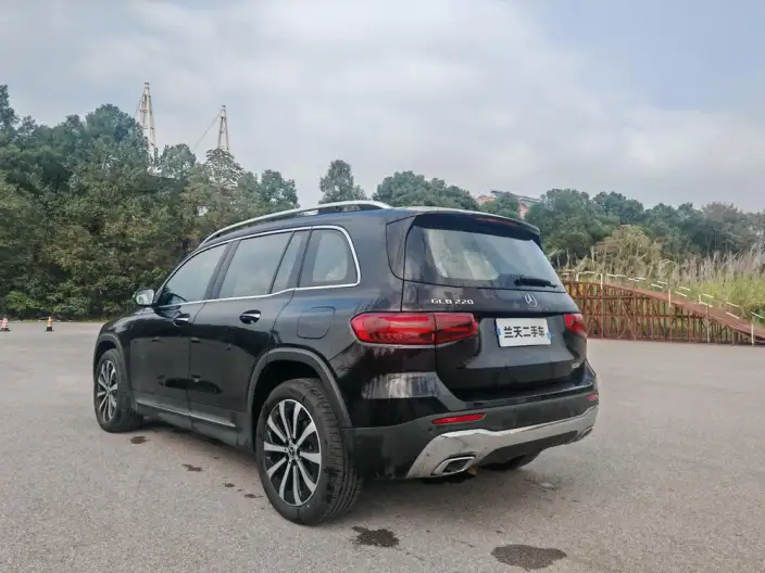 Mercedes-Benz GLB 2025 Model GLB 220 Fashion Model – фото 5