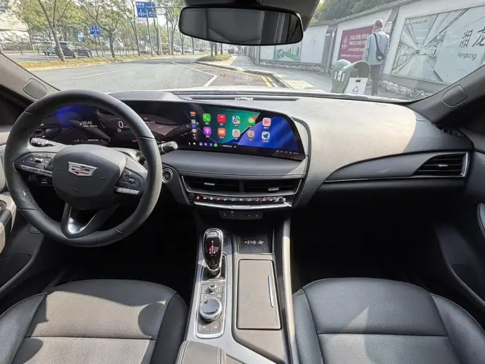 Cadillac CT5 2024 Model 28T Luxury Model Pro – фото 6