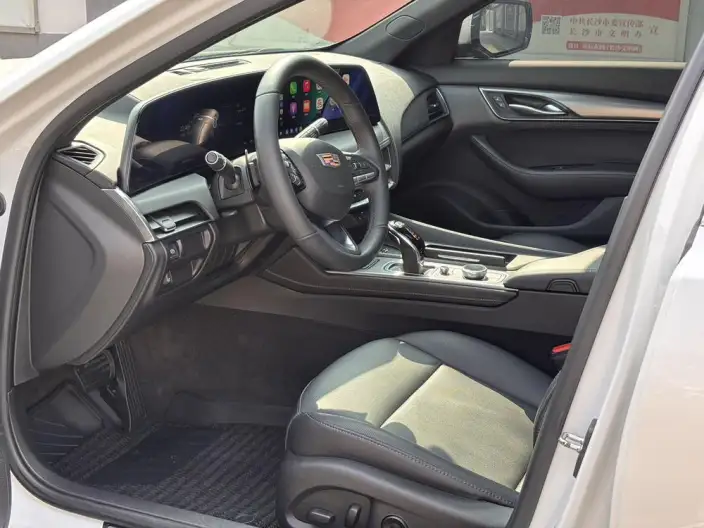 Cadillac CT5 2024 Model 28T Luxury Model Pro – фото 8