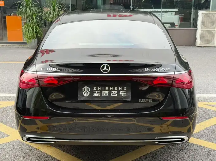 Mercedes-Benz E-Class 2026 Model E 300 L Fashion Model sedan – фото 5