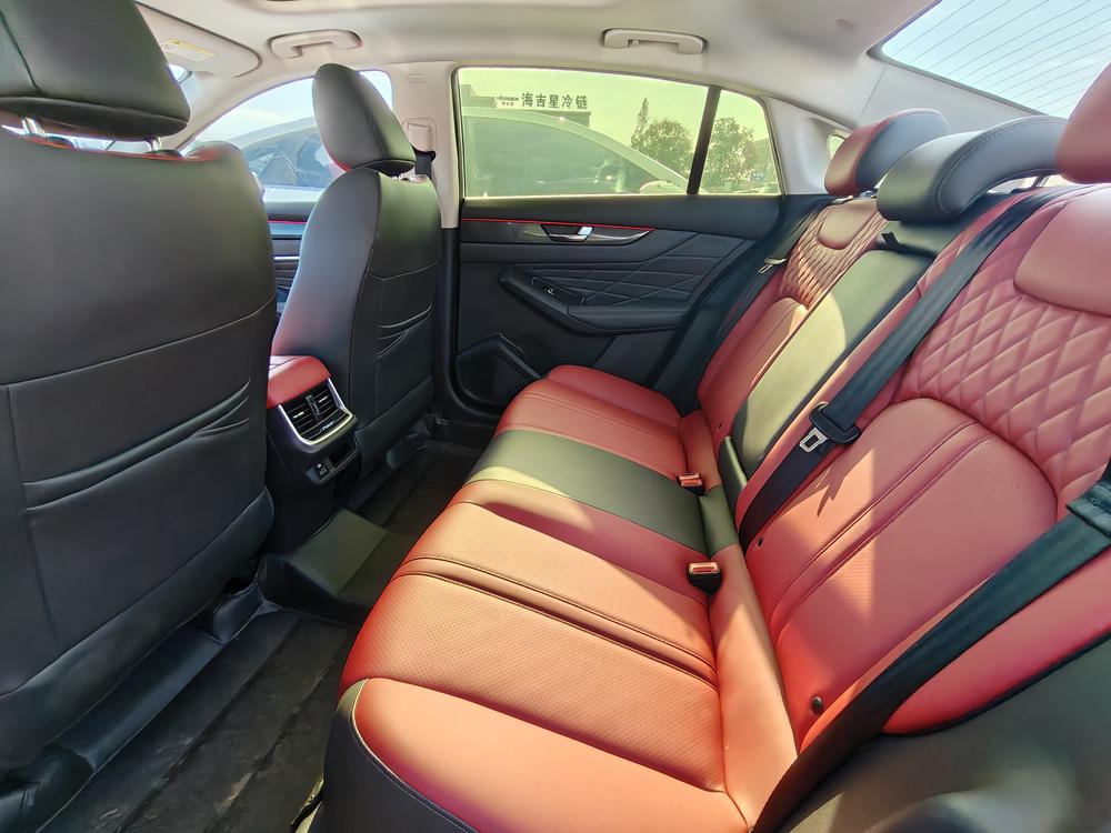 Yixuan MAX 2021 1.5T Super Capable Dad Edition – фото 9