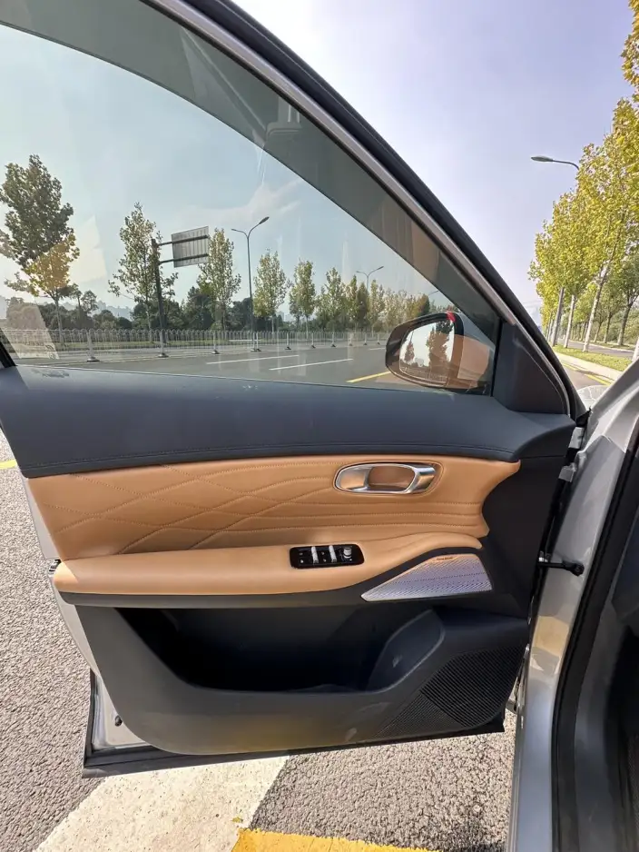 Galaxy Starship 7 EM-i 2025 Model 120KM Tiggo + Edition – фото 9