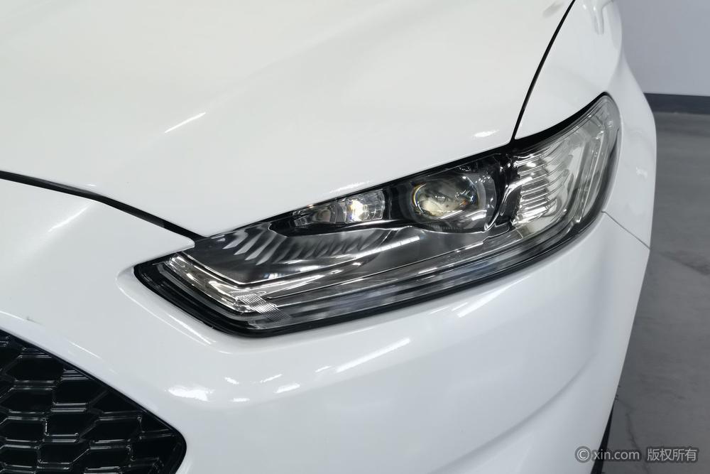 Ford Mondeo 2013 2.0L GTDi200 Luxury – фото 7