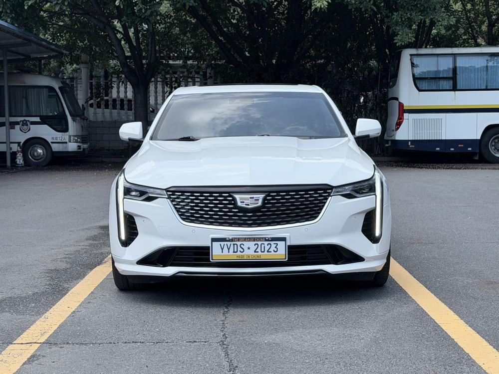 Cadillac CT4 2022 28T Luxury – фото 2